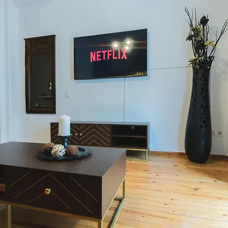 The Sapling By Nexus, Next To White Tower And Tif Apartmán