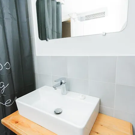 The Sapling By Nexus, Next To White Tower And Tif Apartmán *